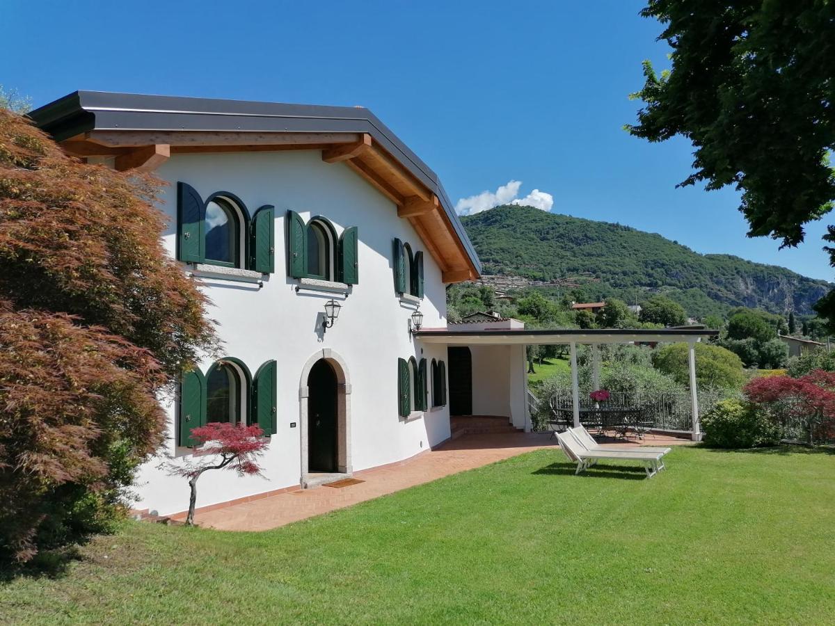 Villa Daniela Riva di Solto Extérieur photo